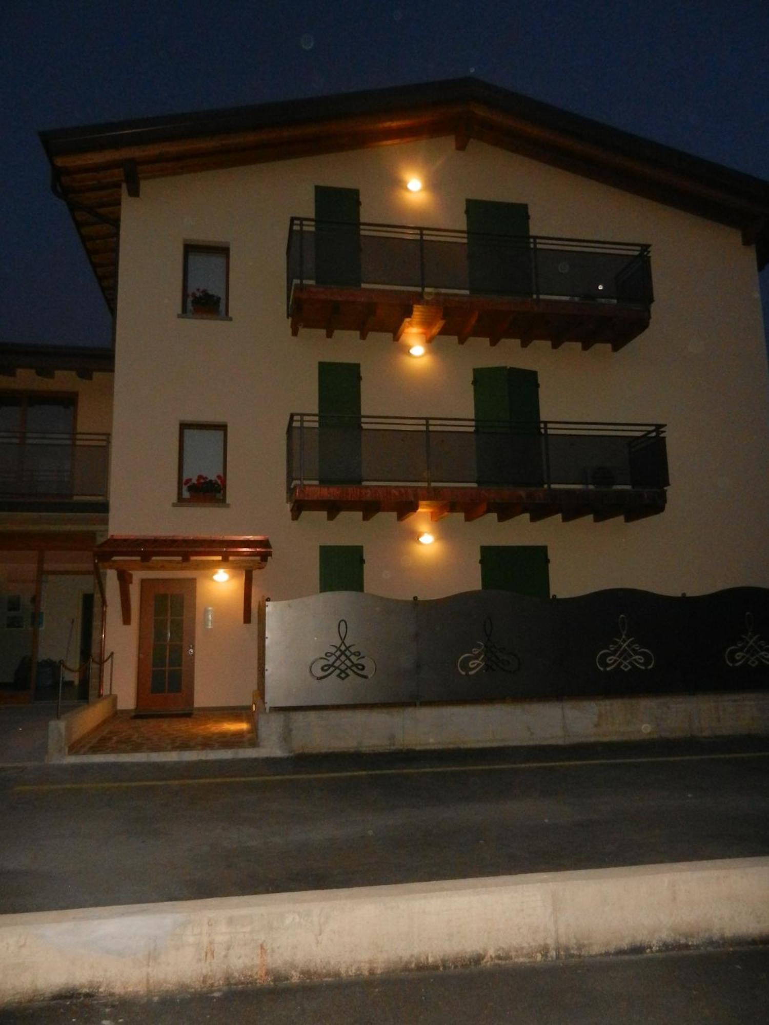B&B Ad Hoc Costa di Mezzate Exterior photo